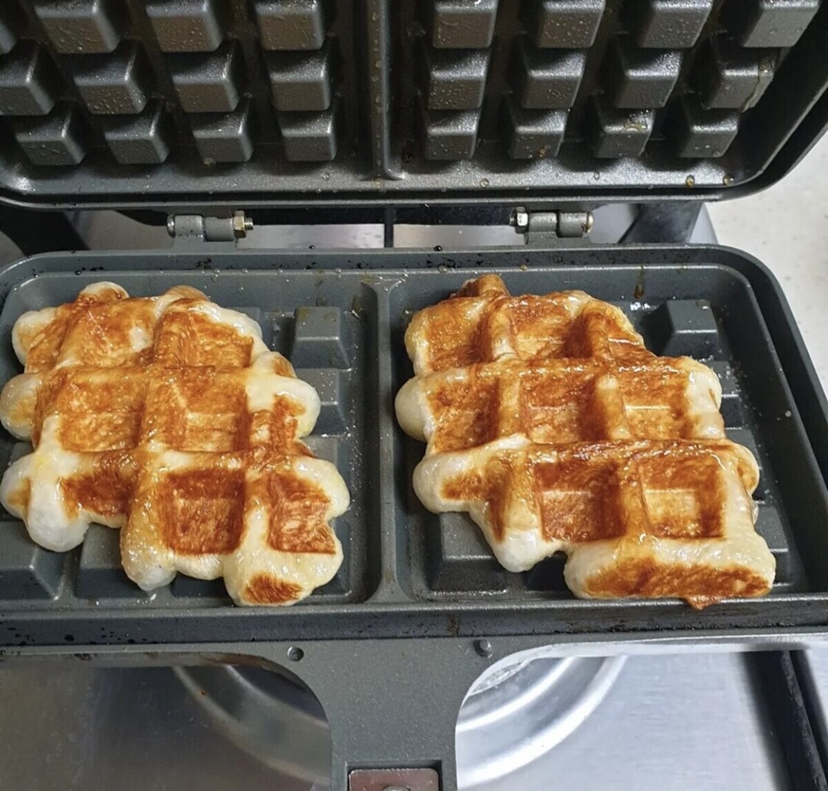 WAFFLE SUBURB