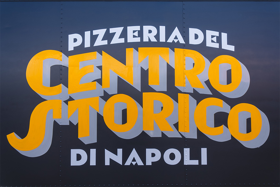 PIZZERIA DEL CENTRO STORICO DI NAPOLI 